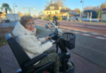 Nieuwe scootmobiel geeft Sytske uit Ommen meer vrijheid